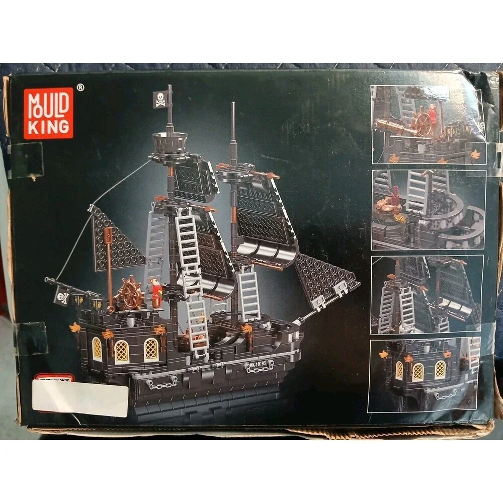 Mould King 10195 Black Pearl III Pirate Ship Building Blocks 932 Pcs New